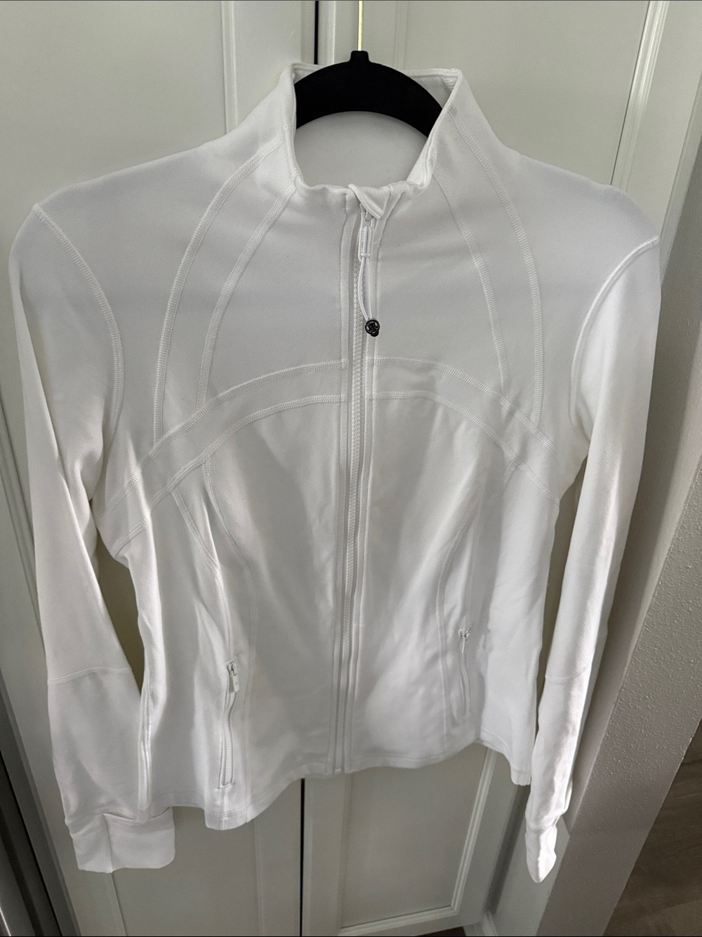 Lululemon Women’s White Define Luon Jacket- regular length, size 10, never worn